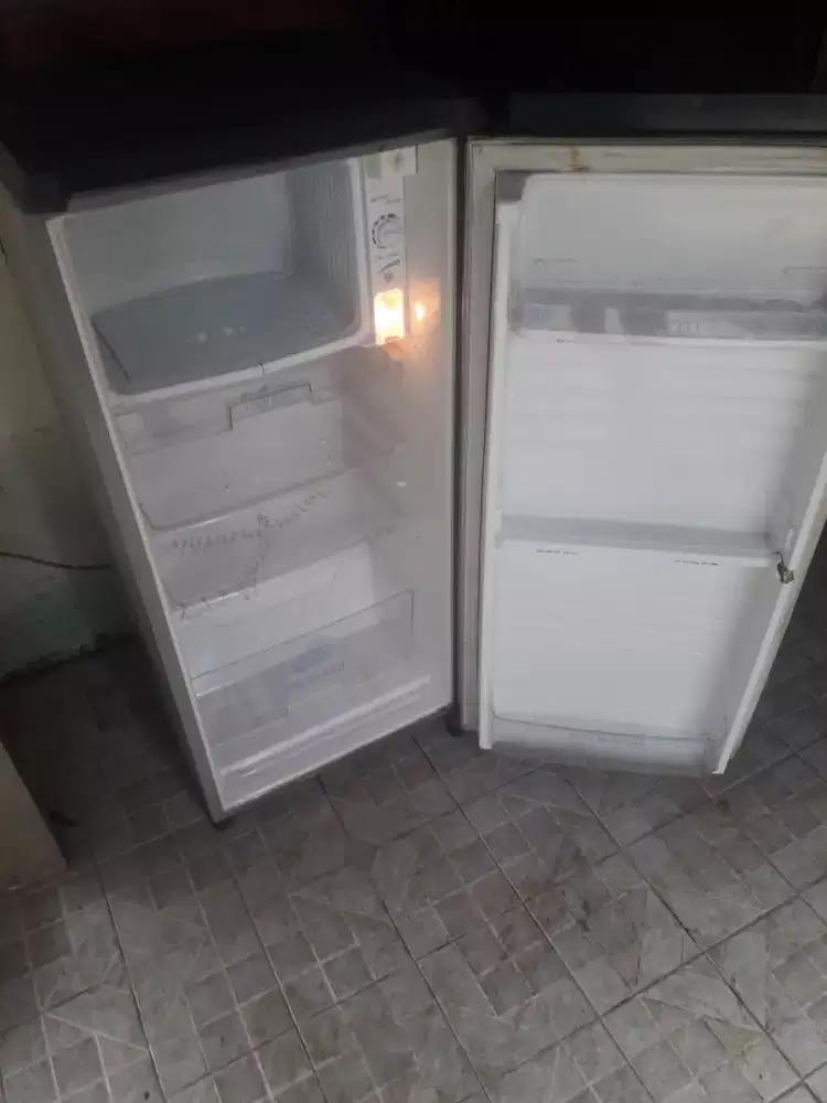 Kulkas sanyo aqua normal masih orian