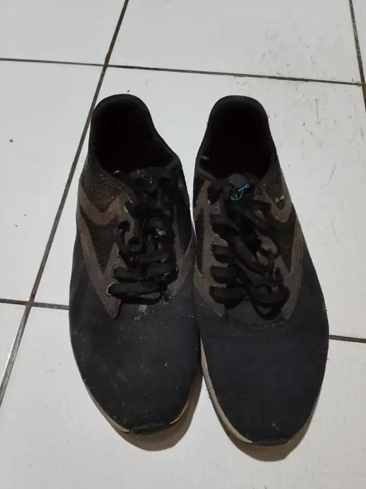 Sepatu Reebok Size 37