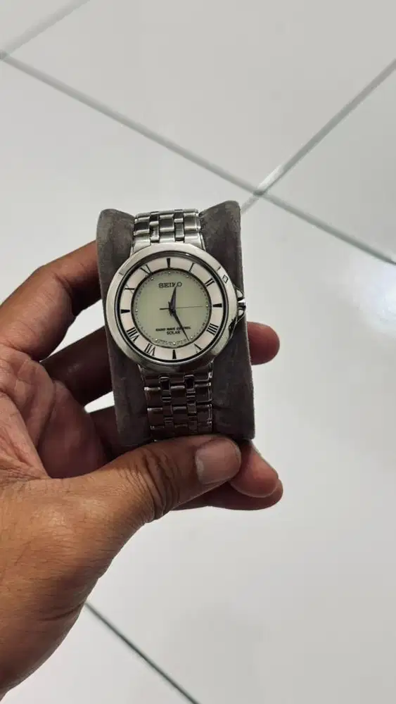 Seiko radio vawe control solar