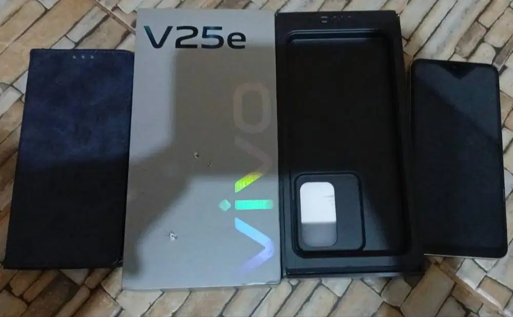 Vivo V25e 8/128GB Sunrise Gold - Mulus Terawat + Bonus Flip Cover