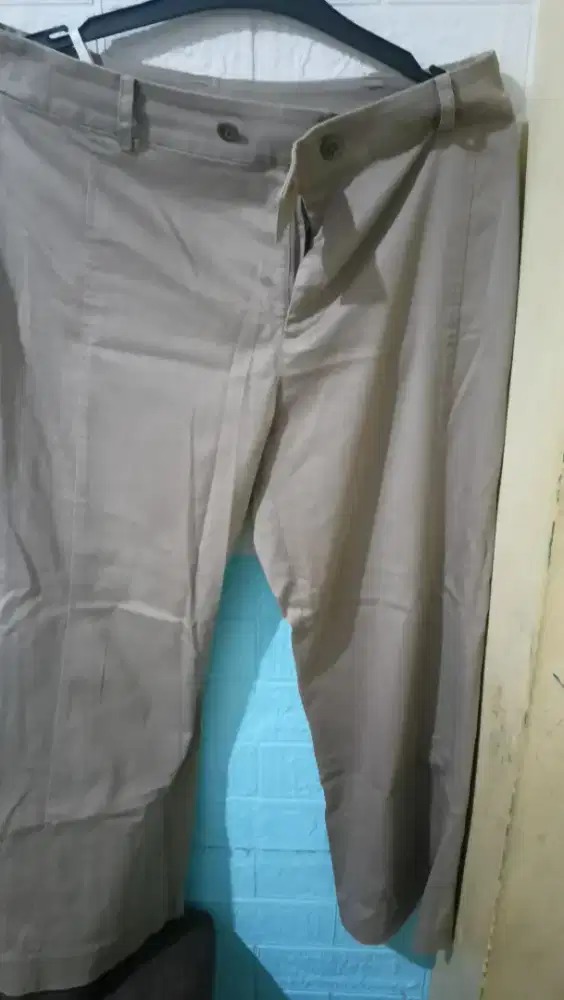 Jual celana warna cream