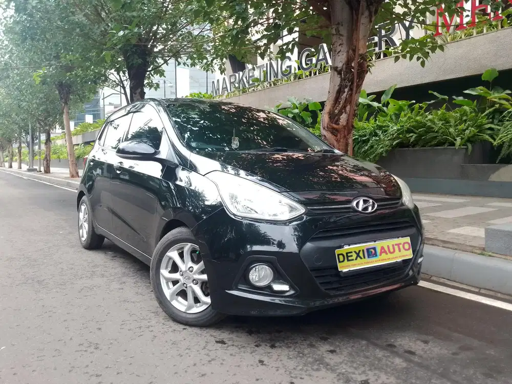 (KM50000) HYUNDAI i10 AT 2015 ISTIMEWA KM RENDAH PERAWATAN