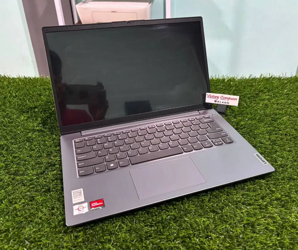 Laptop LENOVO V14 RAM 8GB DDR5 VGA Radeon 2GB Like New
