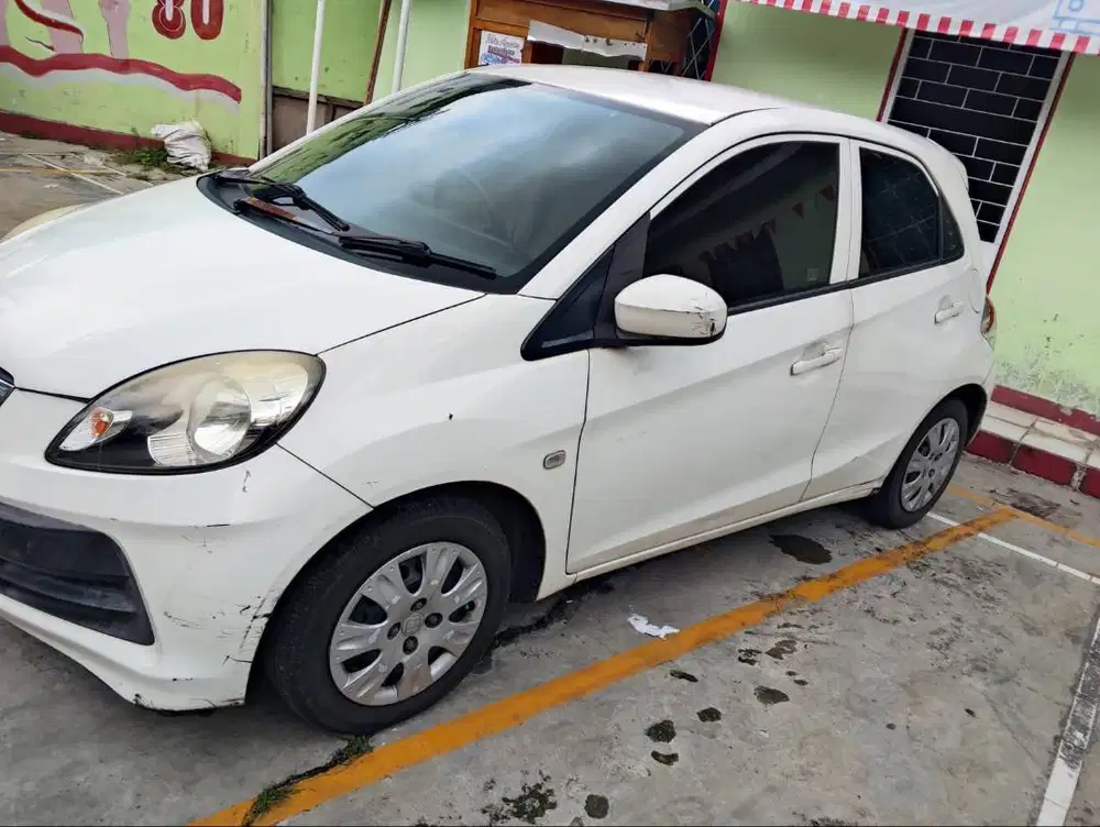 Honda brio satya S