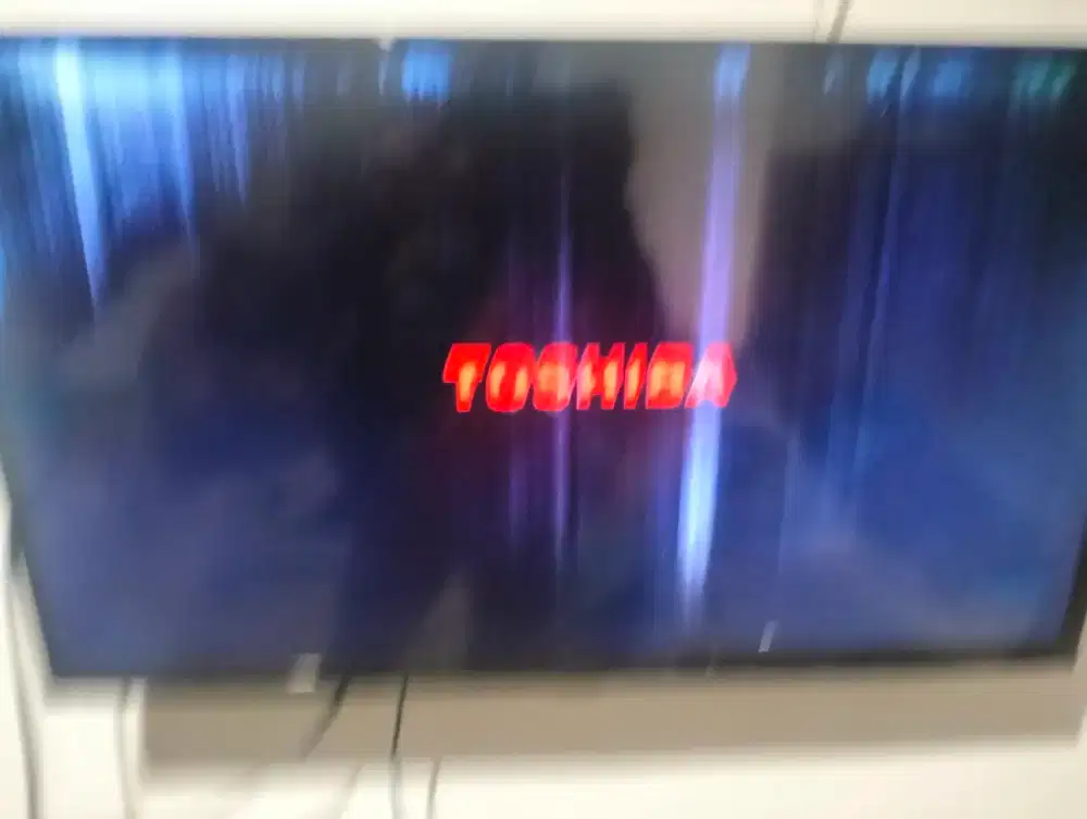 Dijual TV TOSHIBA LED 32 INCI BEKAS