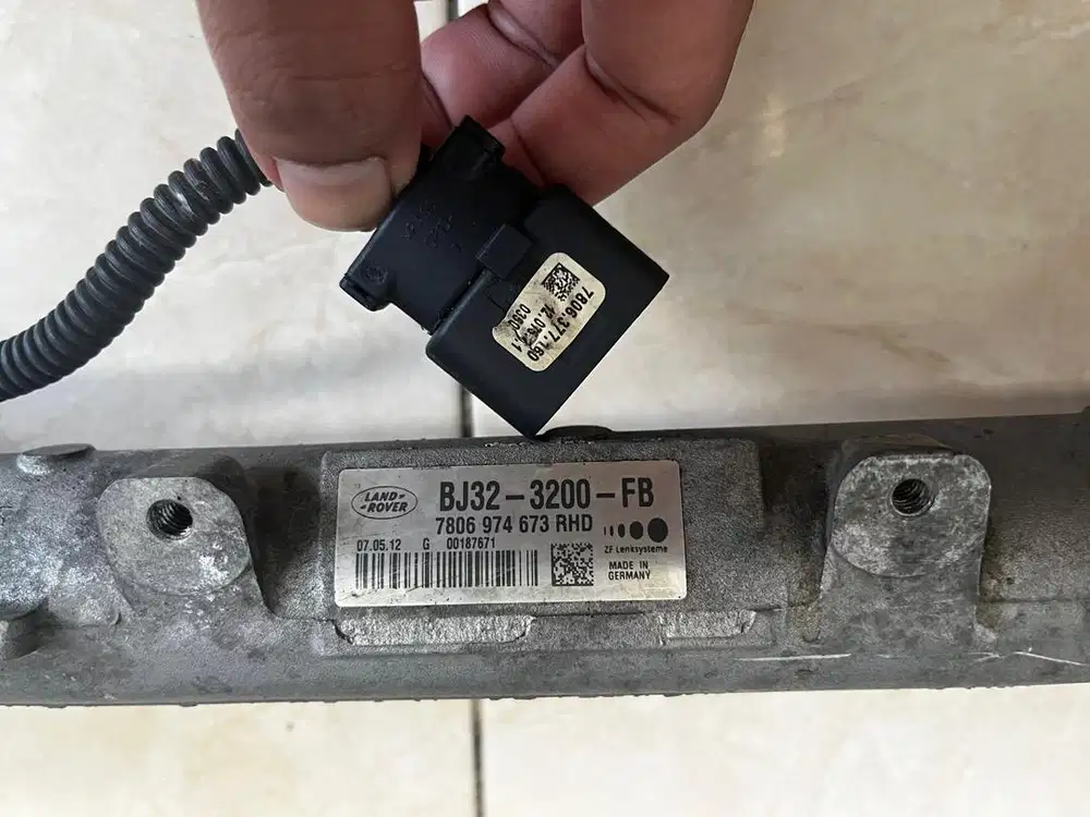 FS Racksteer Range rover evoque