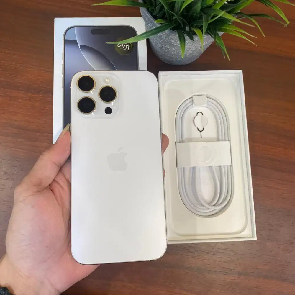 iPhone 16 Pro Max 512GB White Titanium iBox