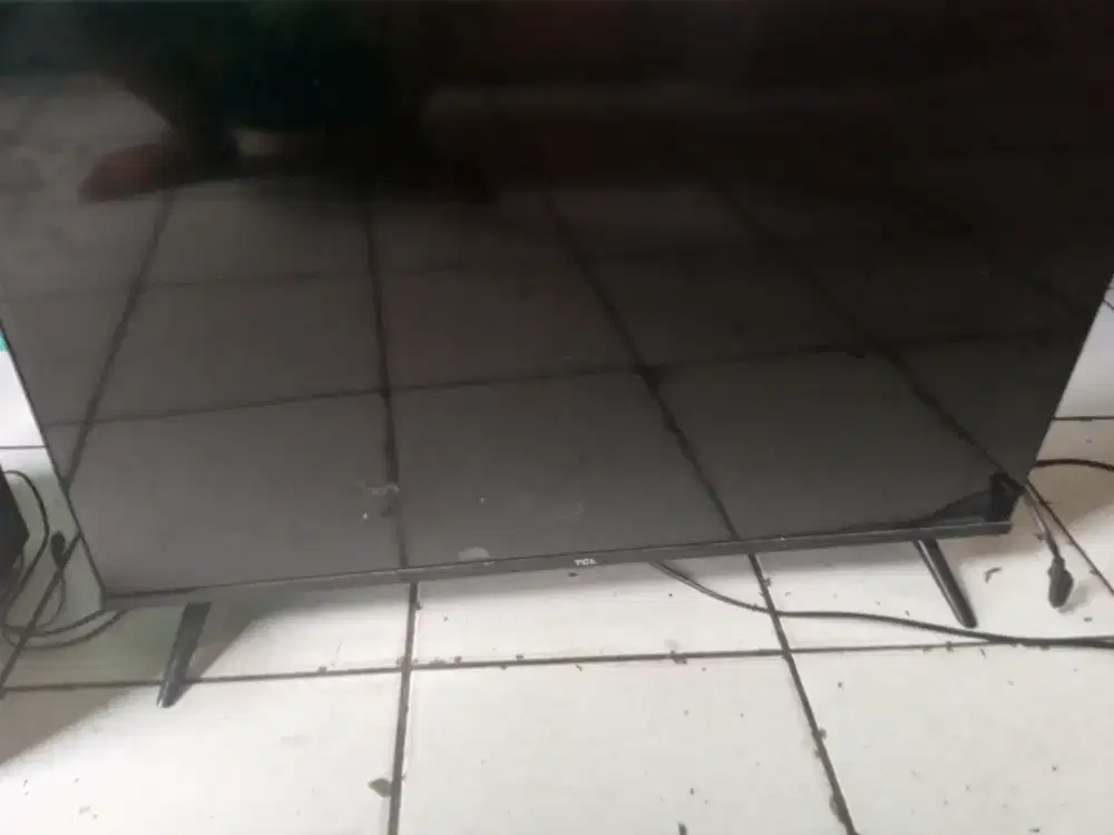 Tv tcl 32 inc Normal