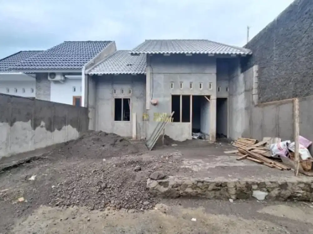 RUMAH MURAH, TANAH LUAS, DEKAT GEREJA GKJ TULUNG DI TIRTOMARTANI, KALASAN