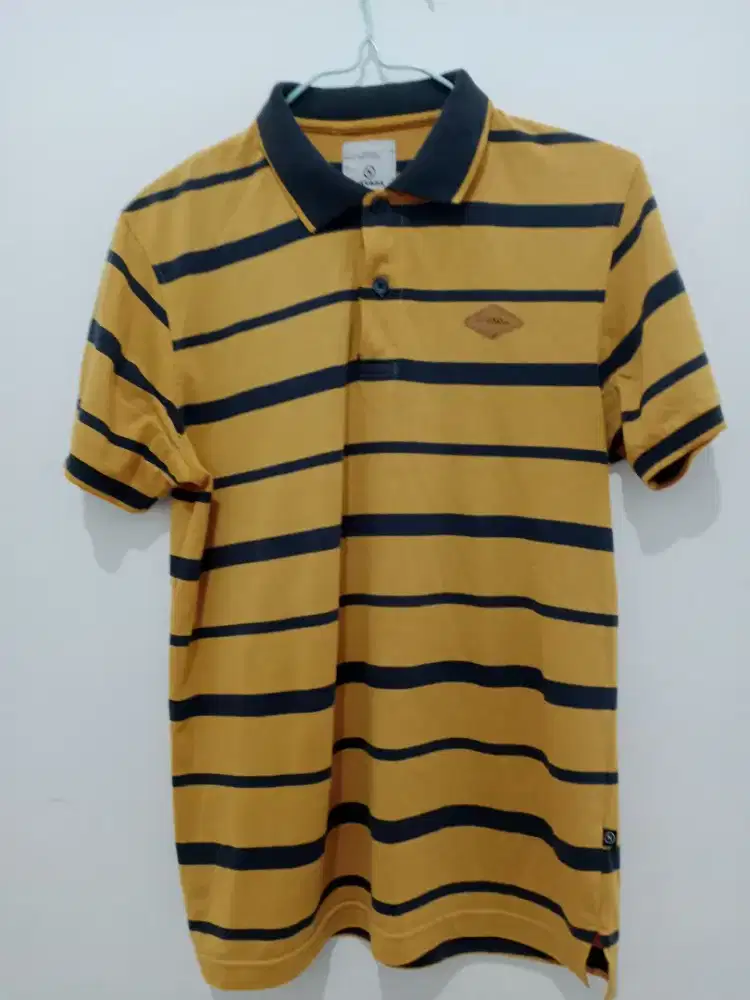 Jual baju kaos berkerah