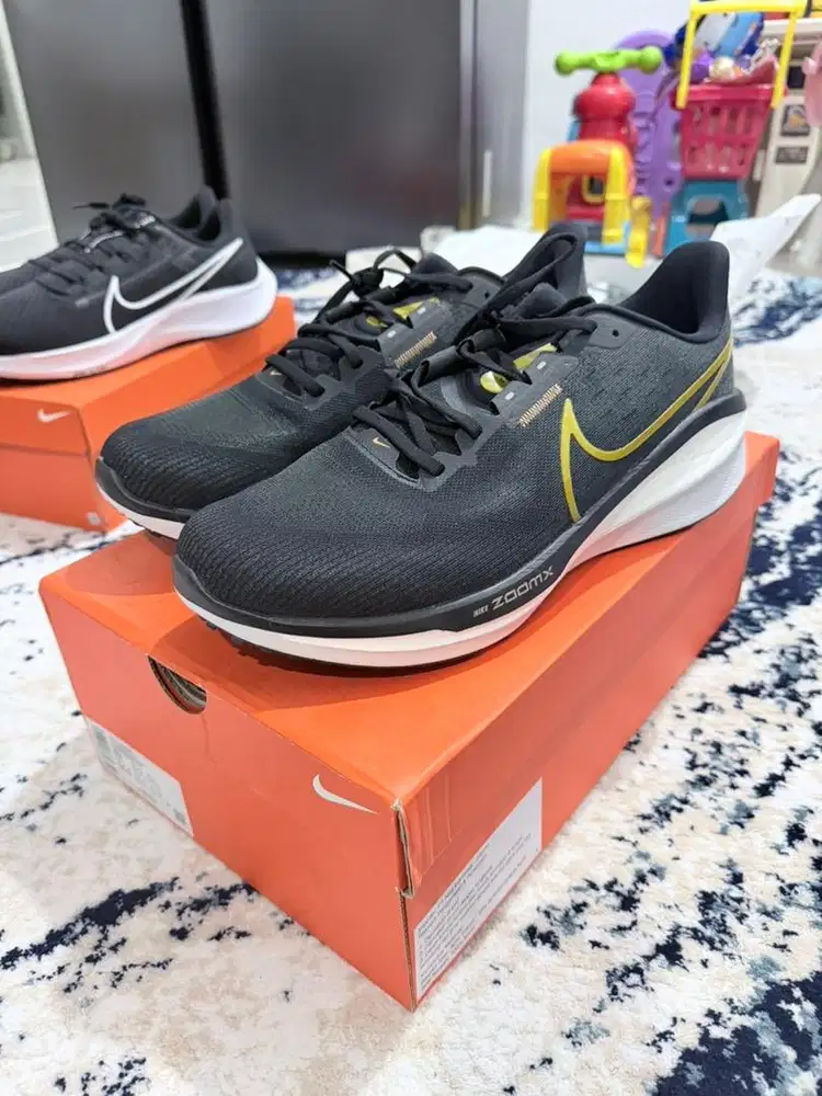 BNIB Nike Vomero US 13 47.5 Langka Big Size