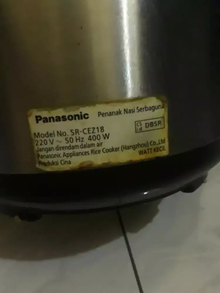Panasonic 
model No.SR-CEZ18
220v~50Hz 400 W