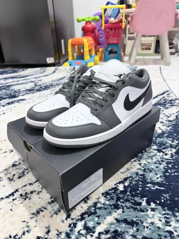 BNIB Nike Air Jordan Grey US 12.5 47 Big Size Langka