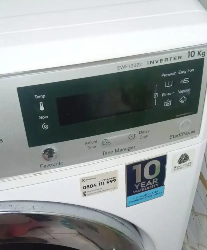 Bu mesin cuci frontloading Electrolux 10kg,normal,mulus,nominus,nego