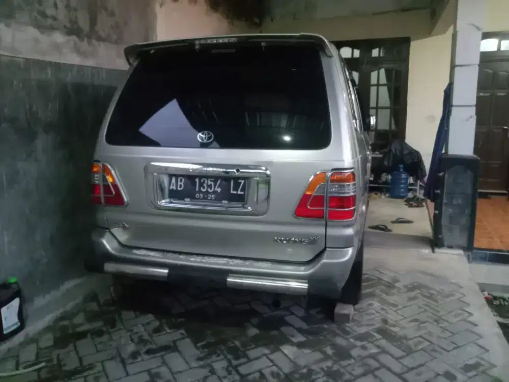 Kijang lsx solar 2004