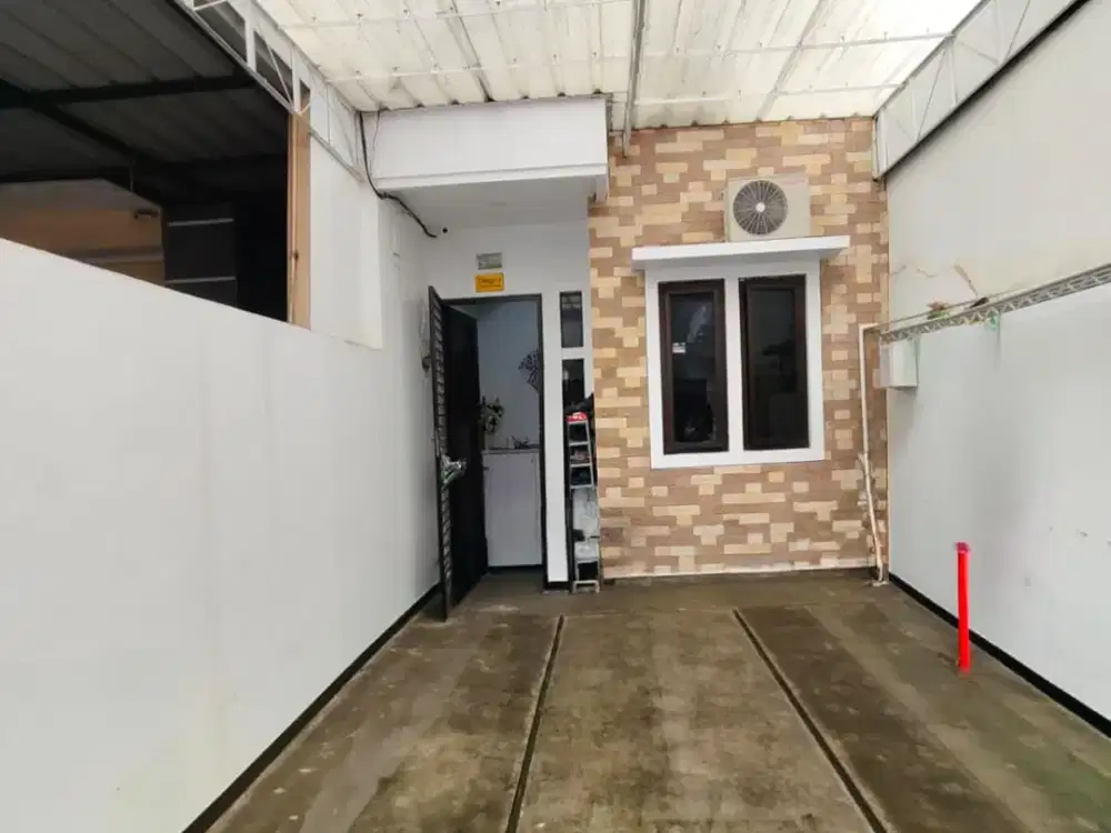Rumah Semi Furnish Duri Kepa row 2 mobil. Jakarta Barat
