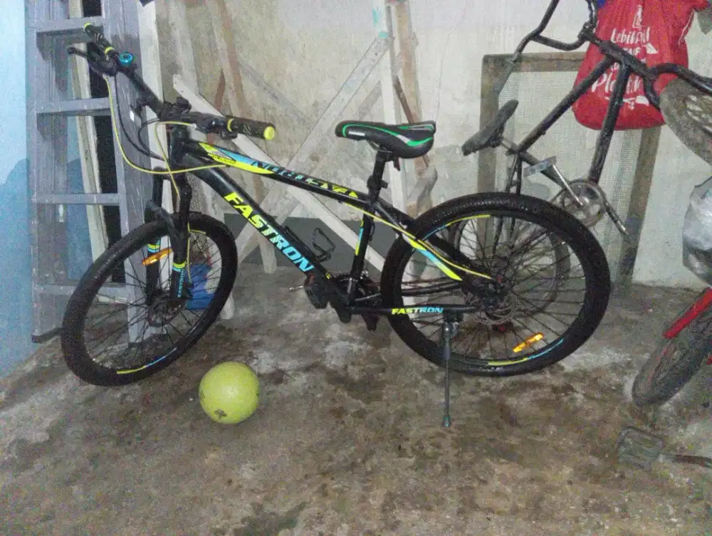 SEPEDA FASTRON MTB-SIAP GOWES