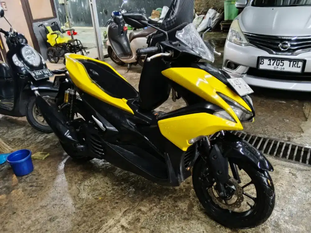 Aerox 2018 kuning rawatan