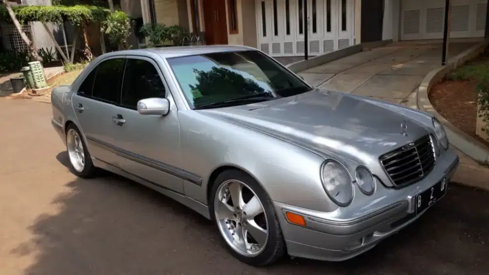 MERCEDES E260 W210 NEW EYE FACELIFT / HARGA 70 JUAL BOSEN