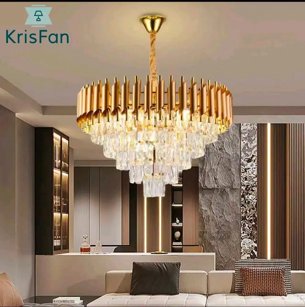 DICARI EDITOR (CEWEK LEBIH DI UTAMAKN)