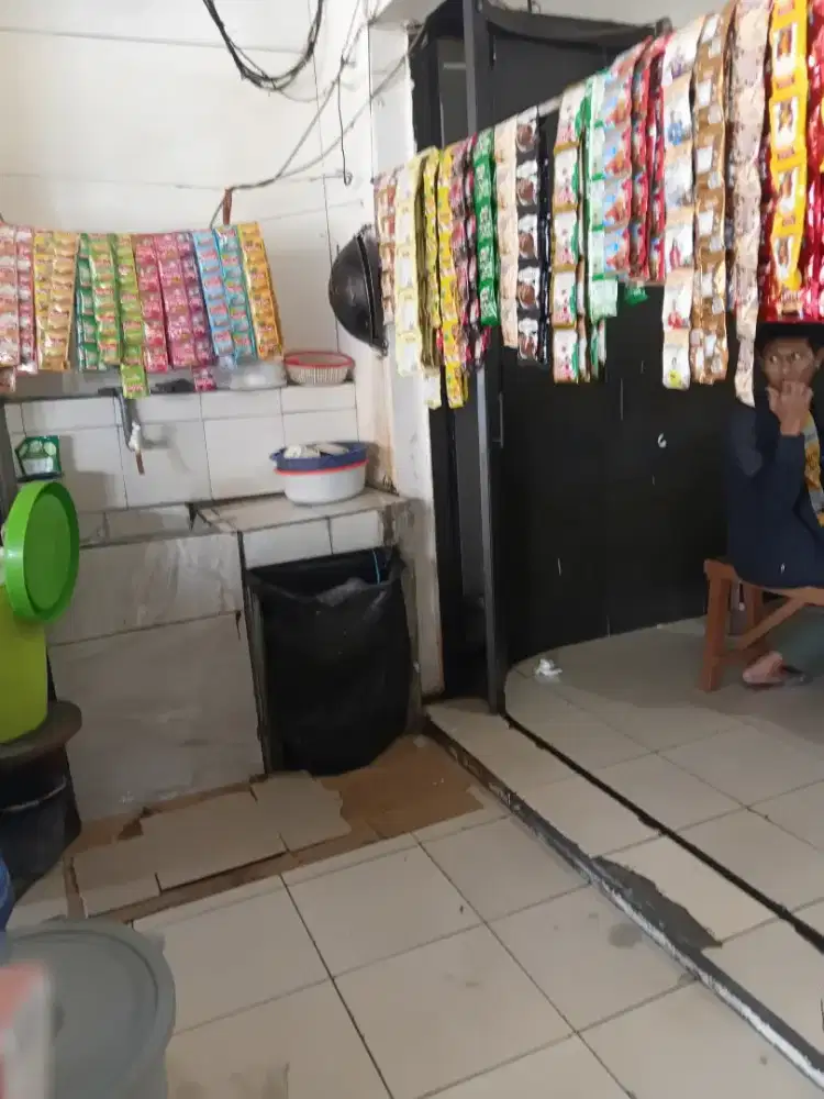 Cari tukang masak wanita bisa chinise food dan lelaki utk warkop