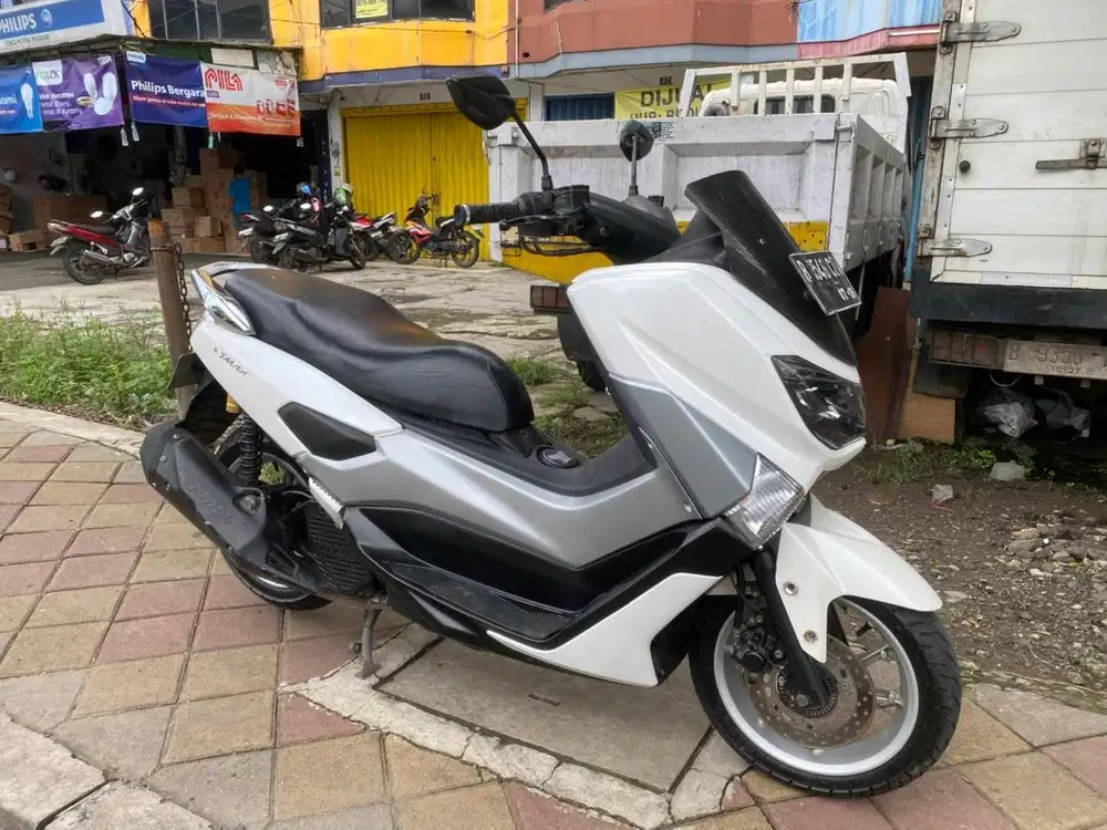 YAMAHA NMAX 155 BLUE CORE LED FI 2016 SUPER ISTIMEWA
