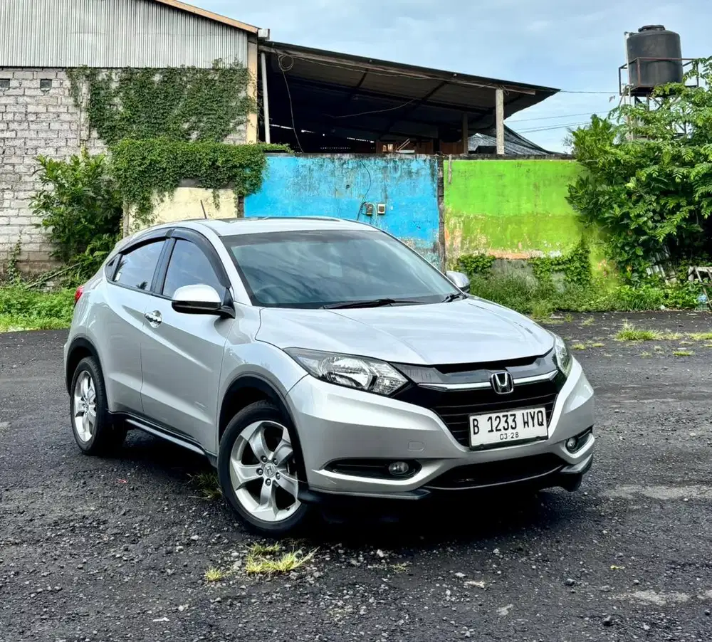 Honda HRV E Automatic 2015 harga cash termurah
