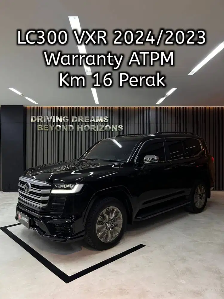 Toyota Land Cruiser LC300 VXR 2023 LC 300 Hitam Km16Perak B700JOO