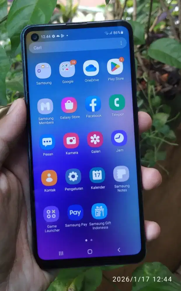 Samsung galaxy a21s ram 3/32
Minus
Layar retak sehelai
Batangan