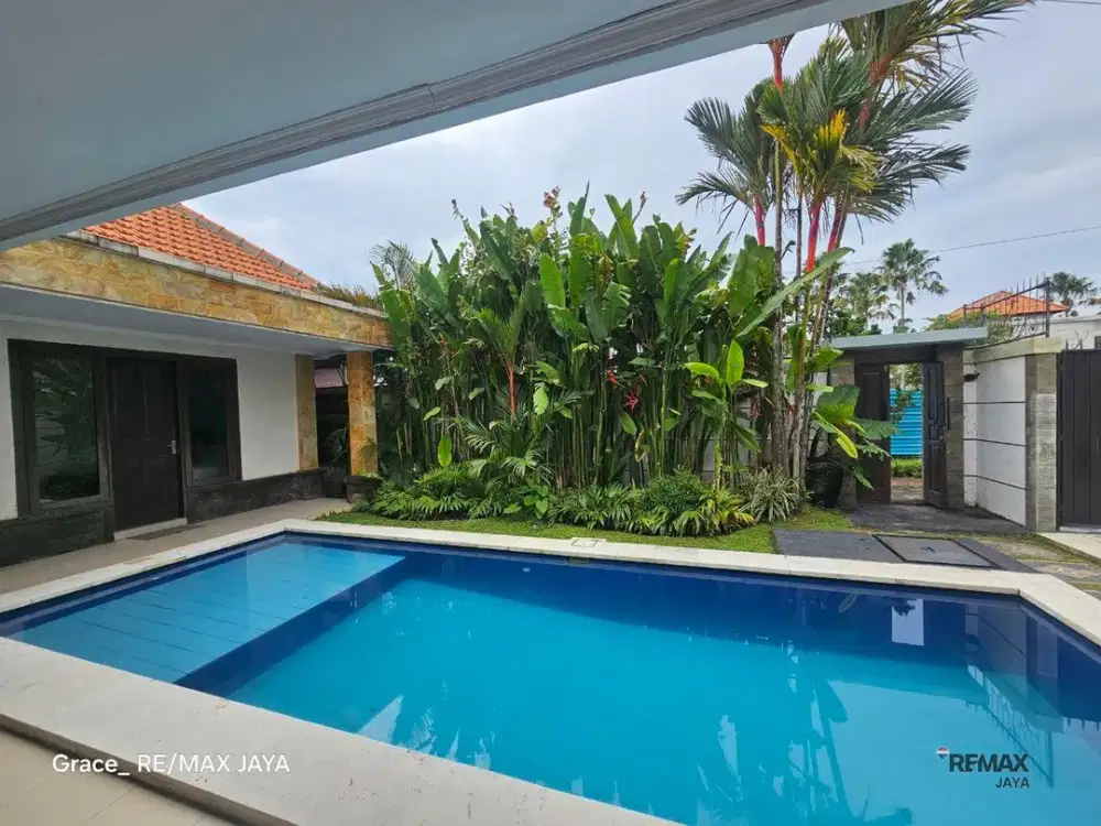 Three Bedroom Tropical Villa For Rent, At Tegal Cupek, Kuta Area
