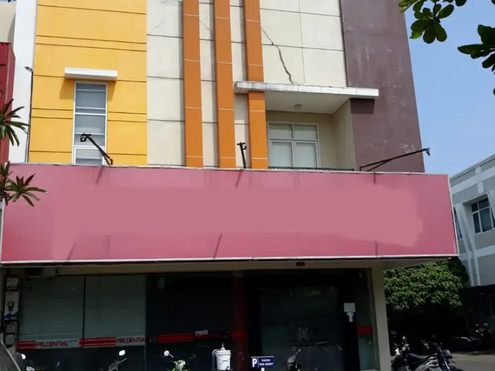 Ruko siap pakai,cocok usaha dan kantor di Graha Padma - 10758