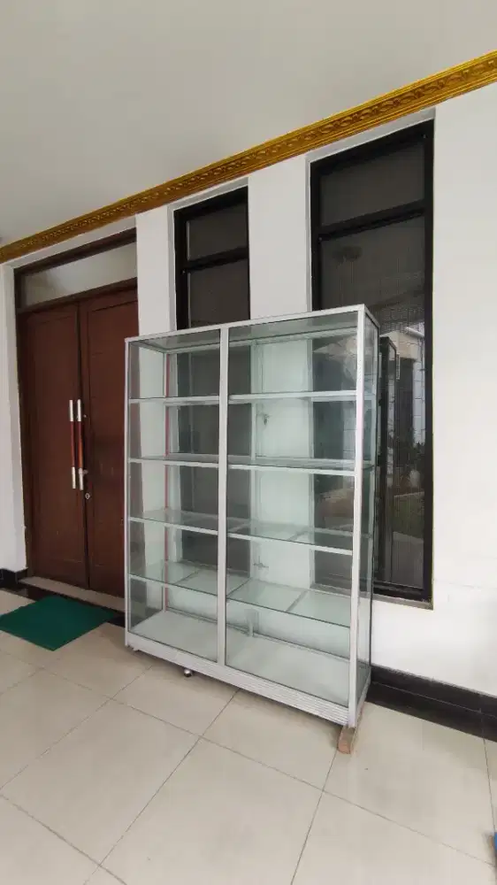Etalase kaca besar 5 tingkat second