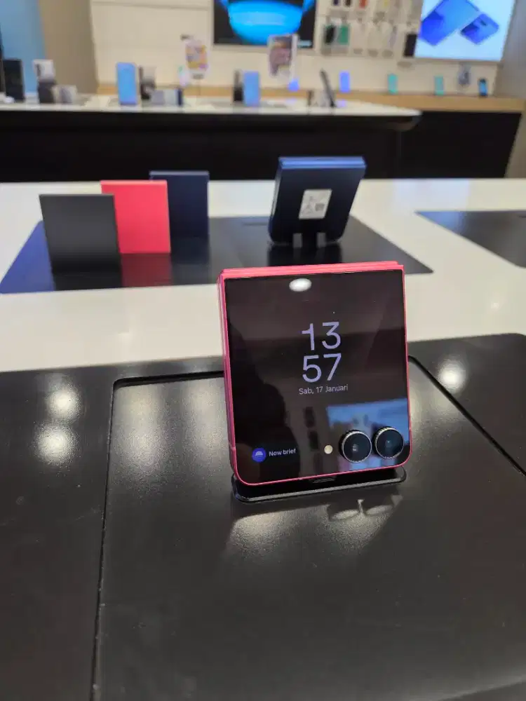 Samsung Zflip 7 free buds3fe