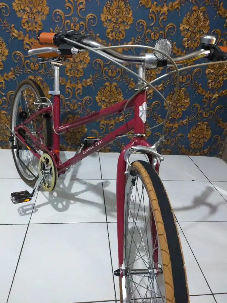 Sepeda london taxi ring 26