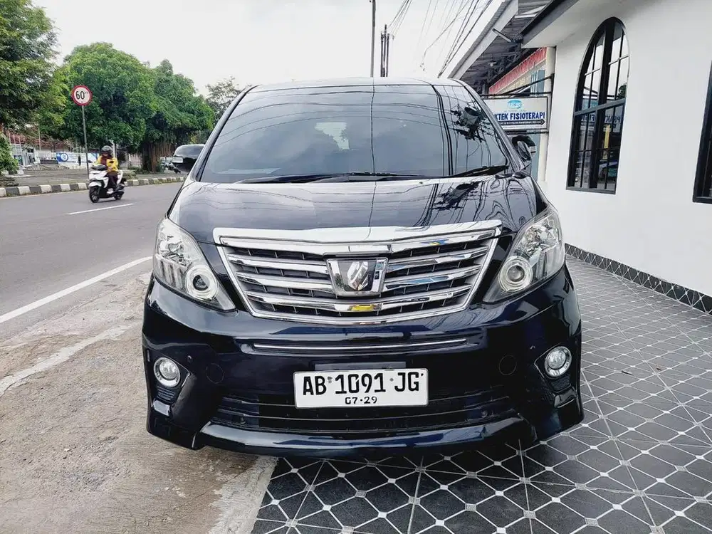 Dp 25jt. TOYOTA ALPARD S TRIPTONIK 2012 Matic Hitam