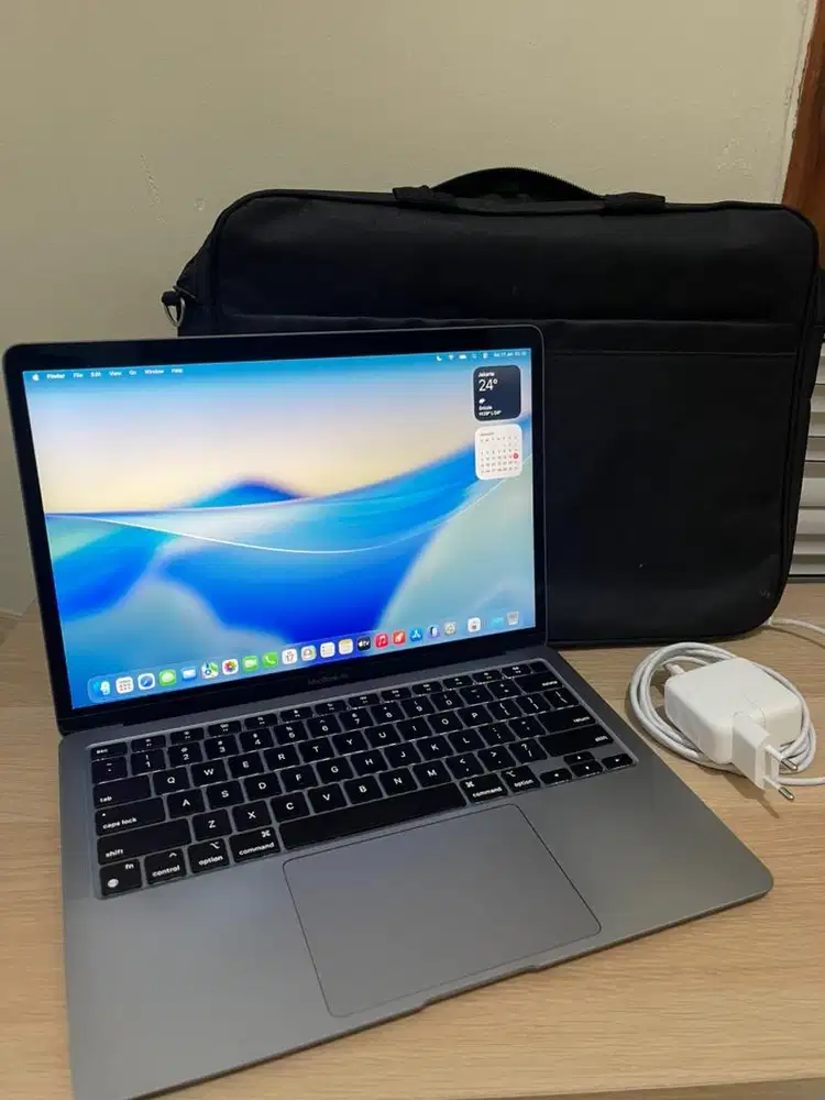 Macbook Air M1 8/256gb Ibox Jual Cepat nego