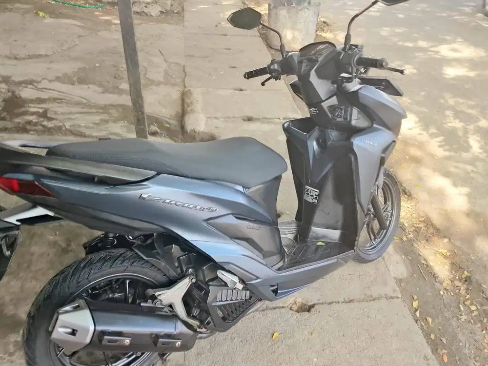 honda vario 150cc 2020 biru dongker