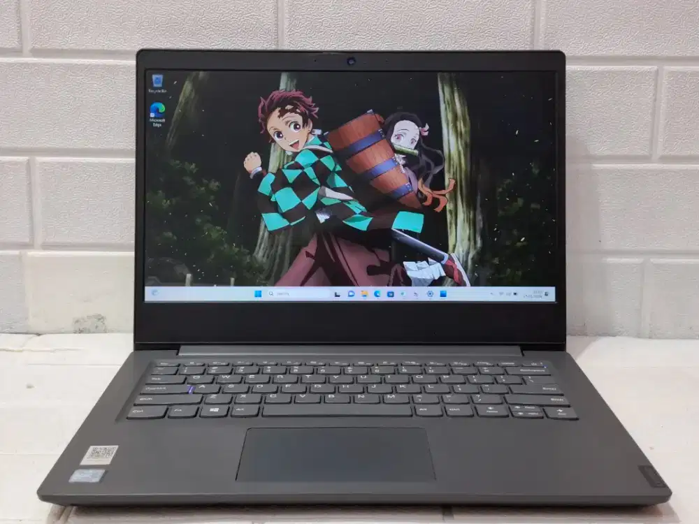 Lenovo V14-IWL/prosesor Intel Core i3-8145U/Ram 8GB/SSD 256GB