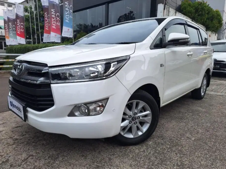 DP MURAH Toyota Kijang Innova 2.0 V Bensin-AT 2017 Putih CUIVB