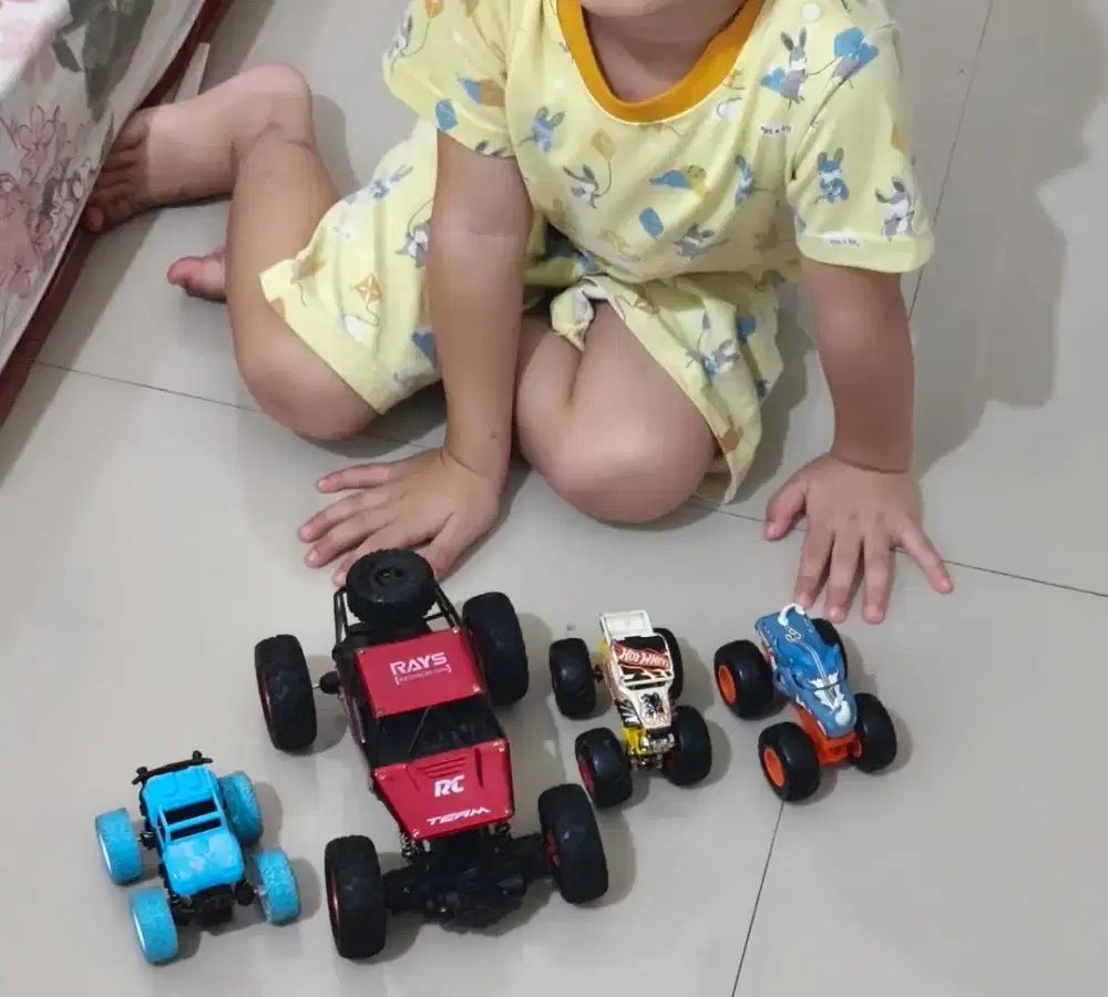 Lowongan ART Momong Anak