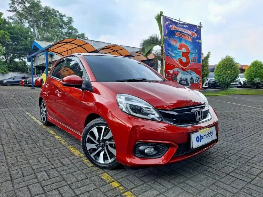 Like New - HONDA BRIO 1.2 RS BENSIN M/T 2017 MERAH