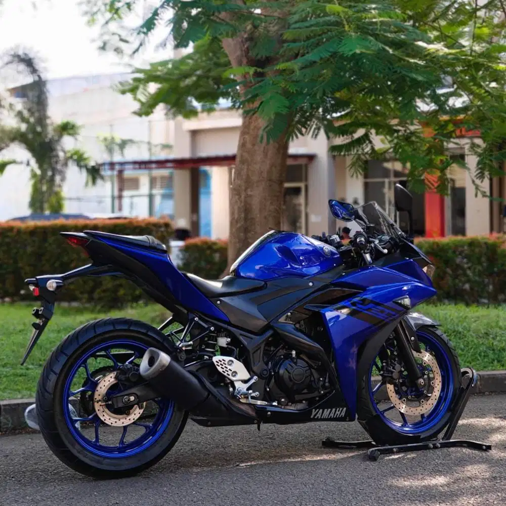 KM LOW! YAMAHA YZF R25 V1 2018 BIRU PAJAK PANJANG TINGGAL GAS