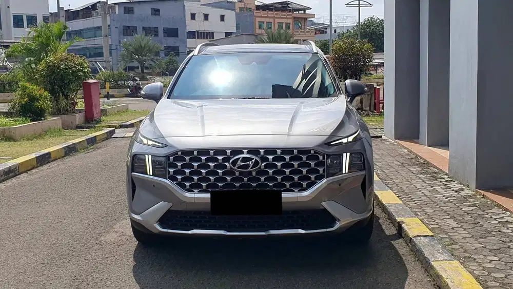 Hyundai Santafe Santa Fe 2.5 Signature Bensin Panoramic 2022 Like New