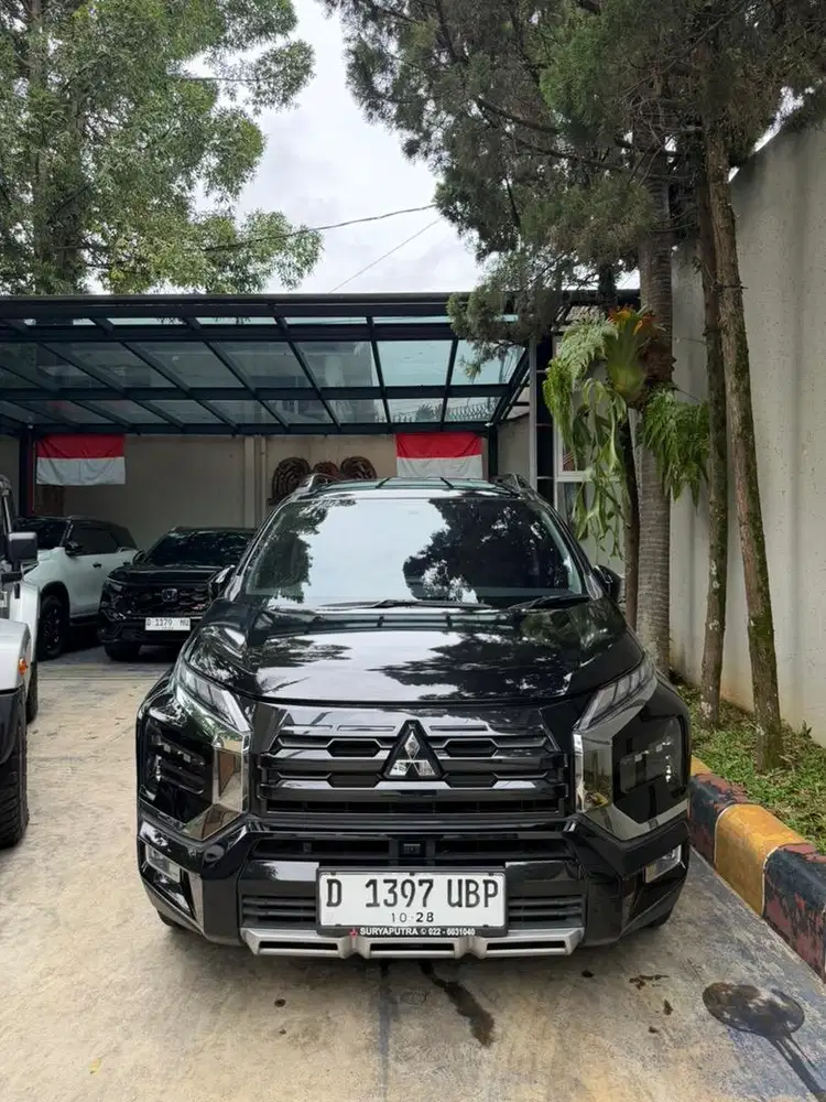 Mitsubishi xpander cross plus 2023 km 12rb