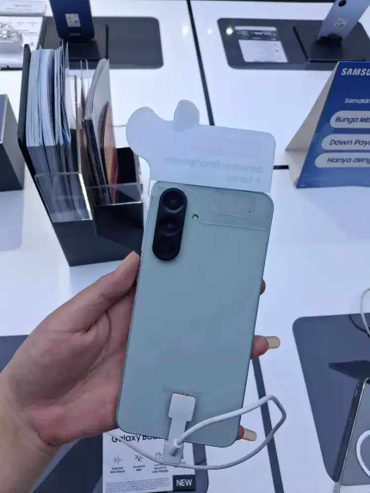 Samsung Galaxy A56 5G (8/256GB) - FREE BUDS CORE (800K)!