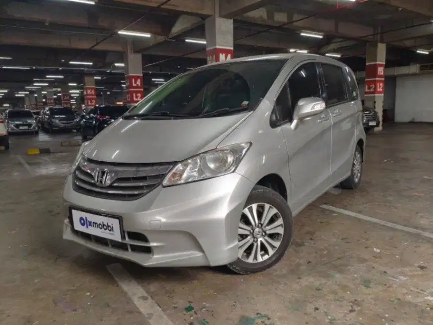 DP MURAH Honda Freed 1.5 S Bensin-AT 2014 Abu-Abu CSIMB