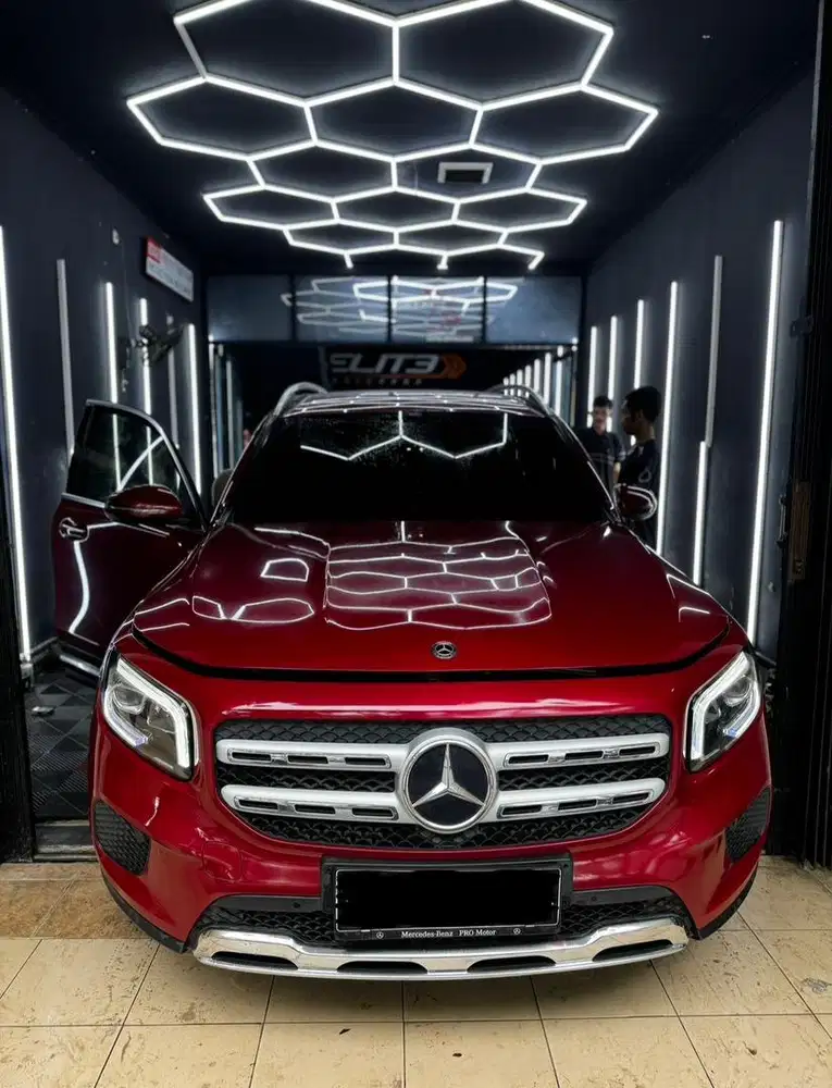 Mercedes Benz GLB200 2021 7 Seater SUV