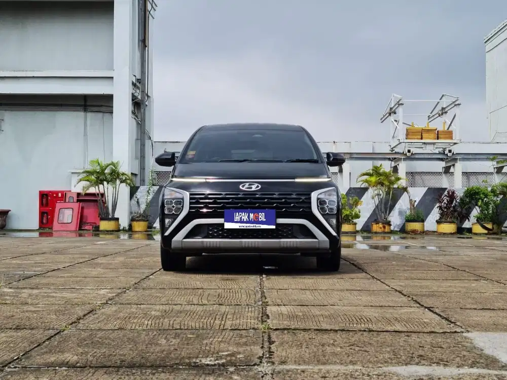 Hyundai Stargazer 1.5 Prime AT 2023 Hitam KM 21RB