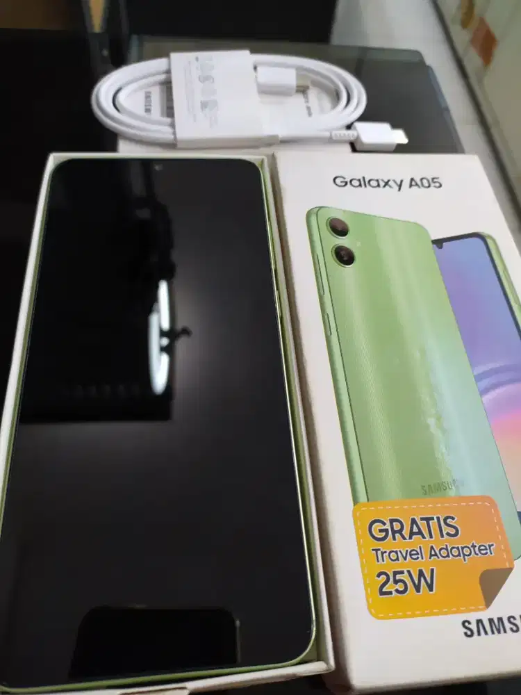 SAMSUNG A05 RAM 4 ROM 64 SECOND