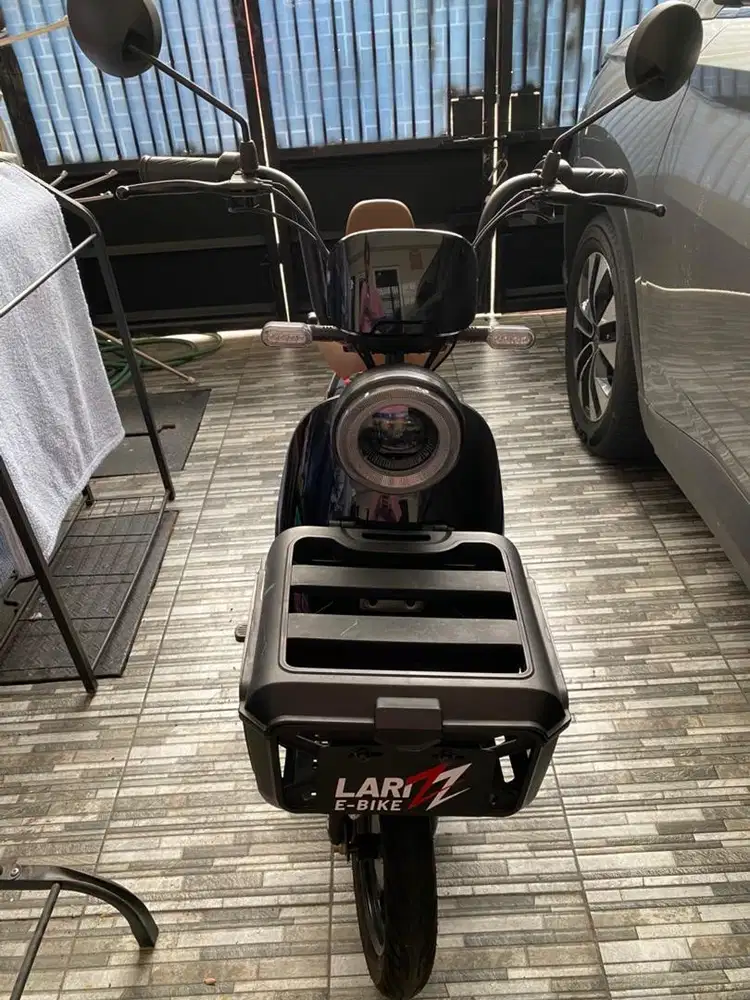 Sepeda Listrik Brand Larizz